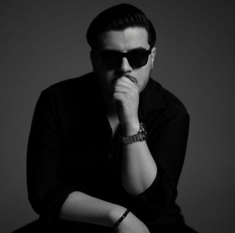 دانلود آهنگ کارن میرزایی ماه من